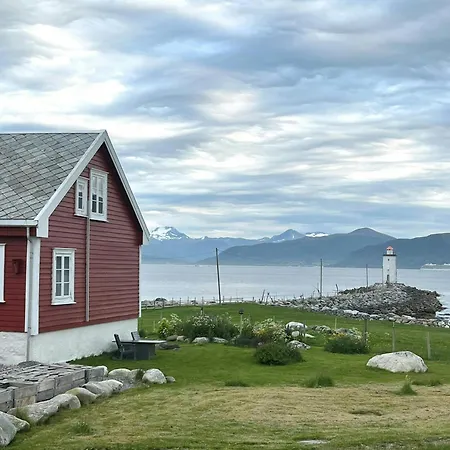 Charming House In An Old Barn By The Lighthouse Feriehus Godoy